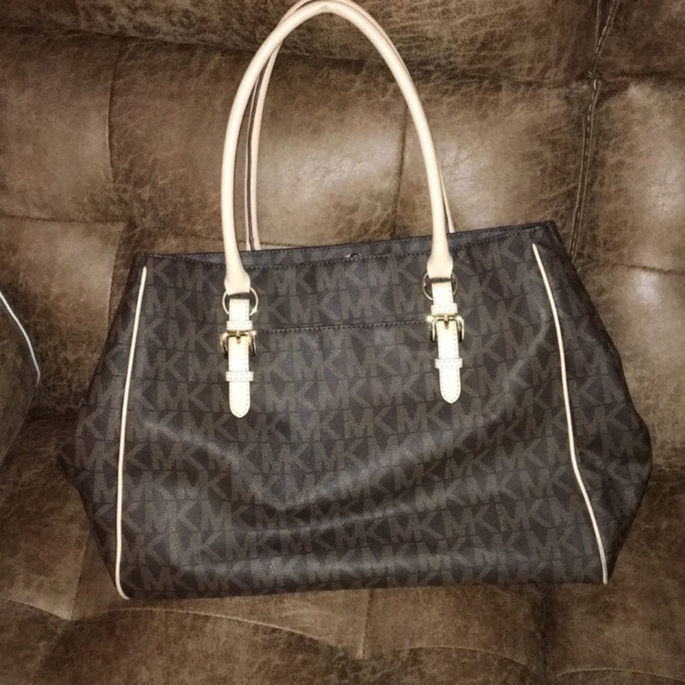 Michael Kors tote